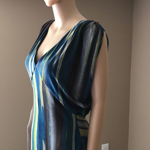 Nordstrom rack Rabbit Design  v neck dress Sz 6 - Picture 2 of 8